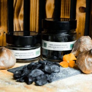 Gousses pelées d’ail noir bio - 120 grammes
