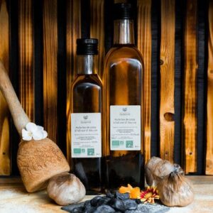 L’huile de colza bio à l’ail noir d’Alsace